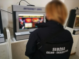 KAS i policja zlikwidowały nielegalne salony gier hazardowych w Łomży