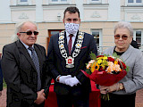 27 par małżonków odebrało medale za długoletnie pożycie małżeńskie [FOTO]
