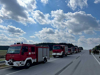 Szkolenie strażaków na drodze ekspresowej S-61 [FOTO]