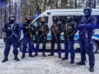 Kilka tysięcy policjantów na granicy  [FOTO]