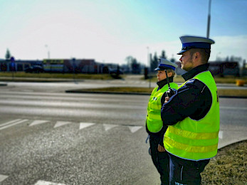 W TROSCE O BEZPIECZEŃSTWO PIESZYCH