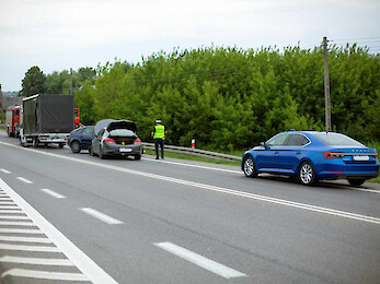 Wypadek pod Marianowem. Za kierownicą 60-letnia kobieta po alkoholu