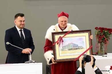 Vivat Academia!